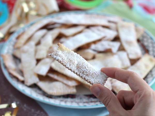 Chiacchiere di carnevale - bugnes panggang Italia - Persiapan langkah 6
