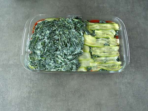 Lasagna cukini dan bayam - Persiapan langkah 5