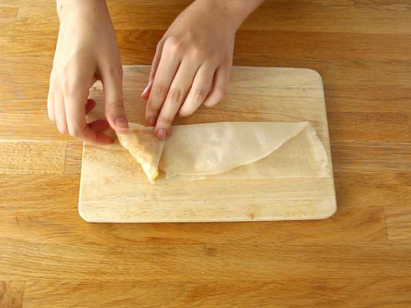 Samoussas apel dan kayu manis - Persiapan langkah 3