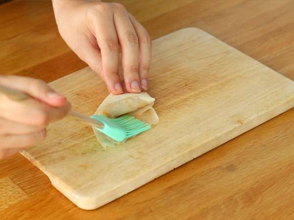 Samoussas apel dan kayu manis - Persiapan langkah 4