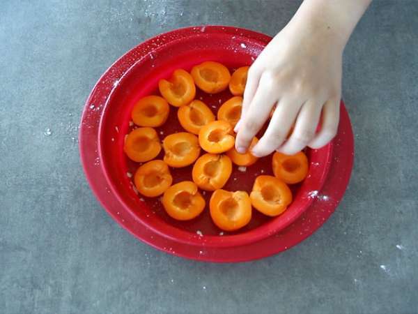 Aprikot clafoutis - Persiapan langkah 2