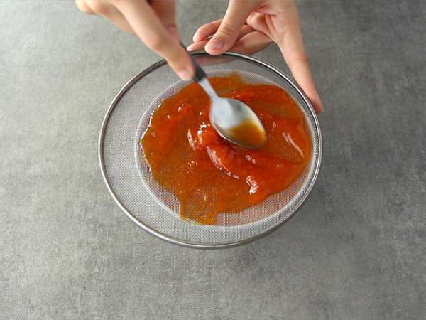 Panna cotta vanila dengan coulis aprikot - Persiapan langkah 4