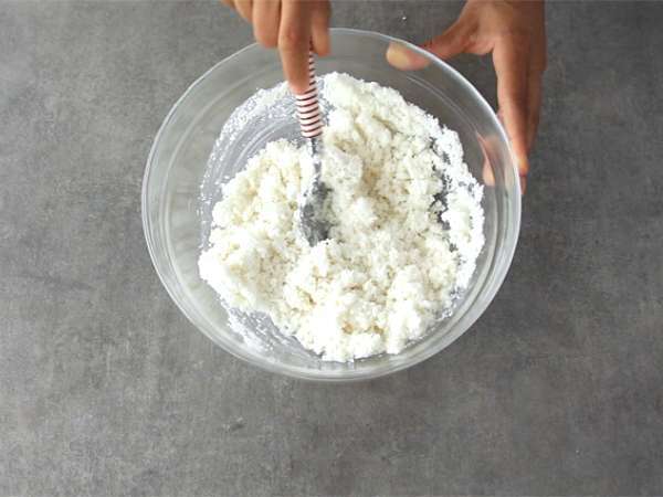 Muffin kelapa Brasil - Queijadinhas - Persiapan langkah 1