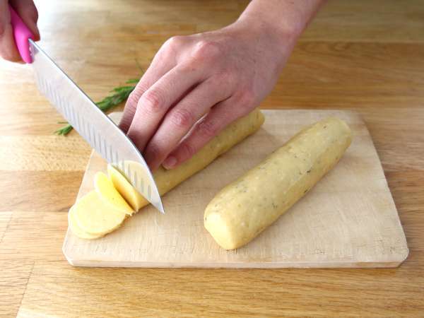 Biskuit parmesan dan rempah-rempah - Persiapan langkah 3