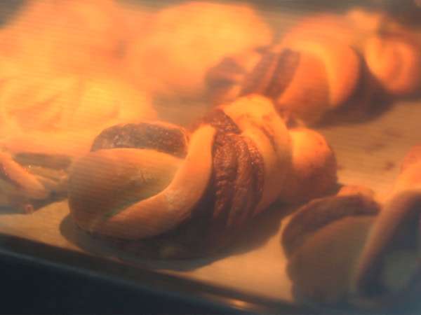 Roti yang dikepang dengan Nutella - Persiapan langkah 6