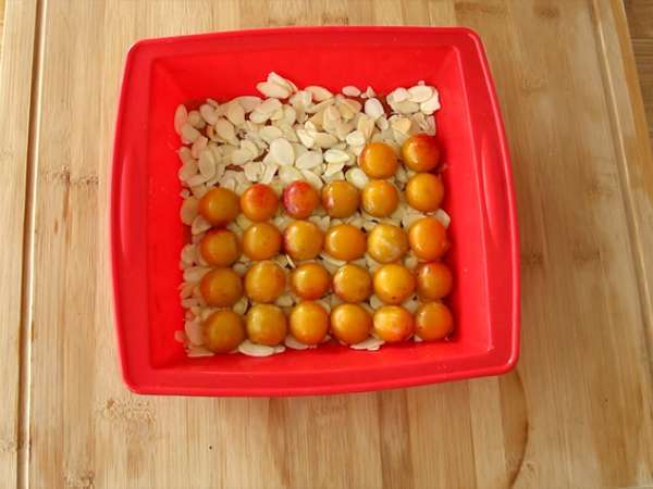 Kue terbalik Mirabelle dan almond - Persiapan langkah 2