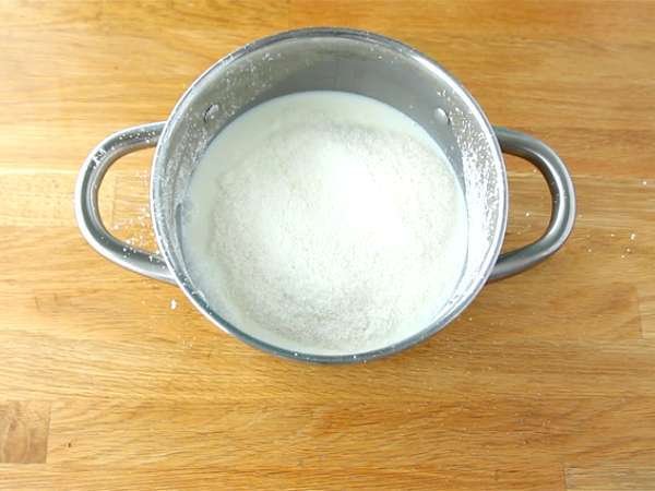 Kelapa palungan blanc dan coulis pangkas - Persiapan langkah 1