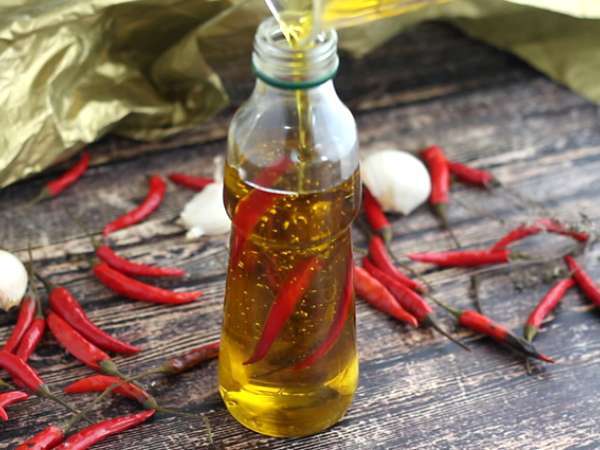 Minyak panas untuk pizza buatan sendiri - Persiapan langkah 2