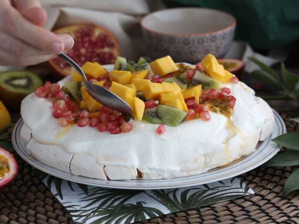 Pavlova buah eksotis yang mudah - Persiapan langkah 6