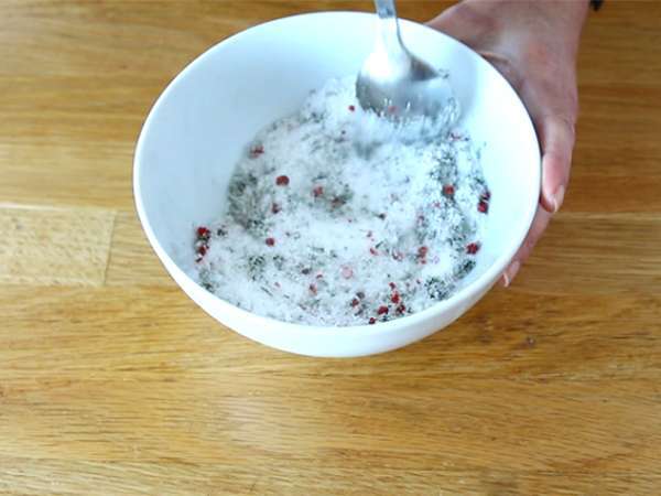 Gravlax, salmon yang diasinkan ala Swedia - Persiapan langkah 1