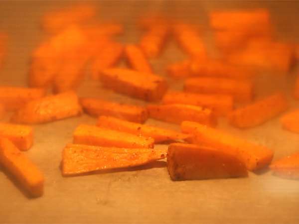 Lumpia vegetarian - kubis merah dan ubi jalar - Persiapan langkah 1