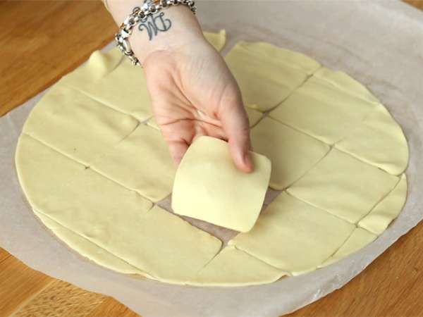 Amplop cinta untuk Hari Valentine - Persiapan langkah 1