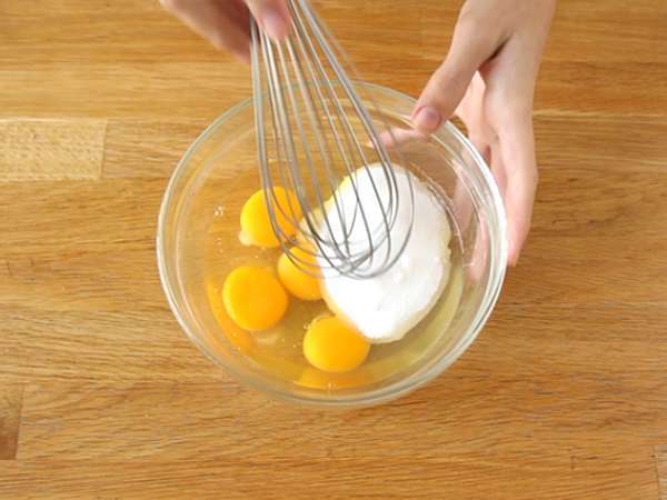 Puding apel dan karamel dengan croissant - Persiapan langkah 3