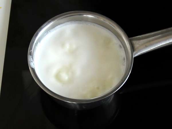 Susu kental manis buatan sendiri yang mudah - Persiapan langkah 1