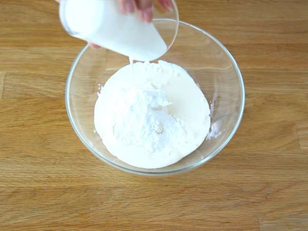 Kue lapis dengan stroberi dan krim mascarpone - Persiapan langkah 6