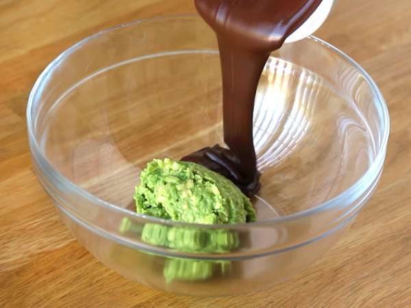 Brownies Alpukat dan Cokelat tanpa mentega - bebas laktosa - Persiapan langkah 1