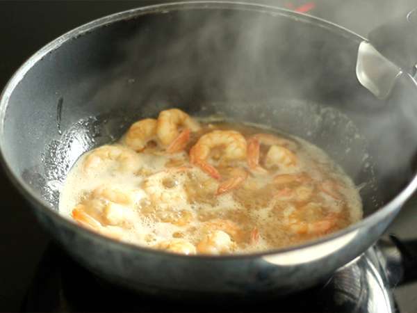 Wajan sayuran dengan udang - Persiapan langkah 2