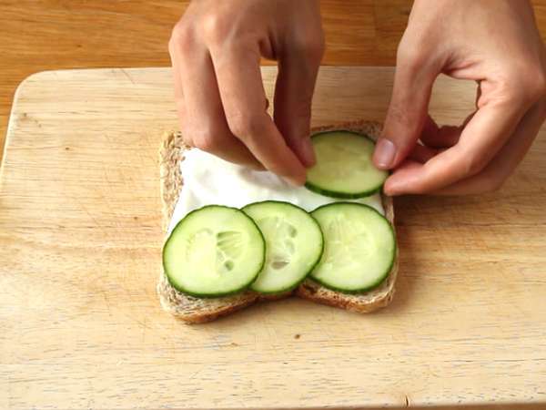 Klub sandwich vegetarian - Persiapan langkah 3