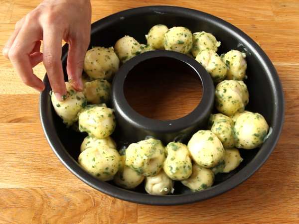 Mahkota Pizza Isi Mozzarella - Persiapan langkah 5