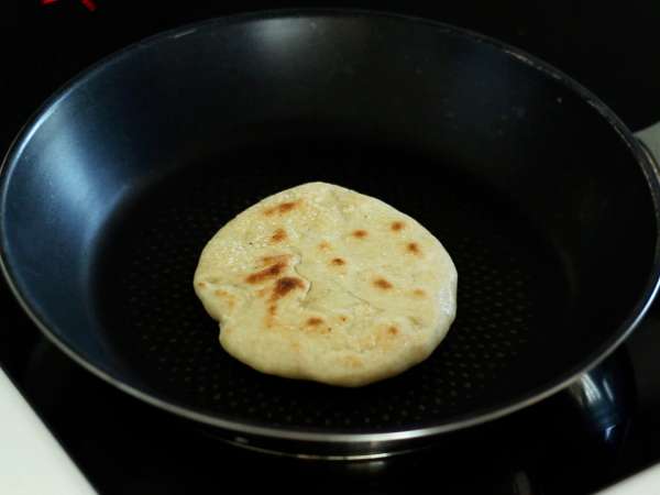 Roti pita goreng - Persiapan langkah 5