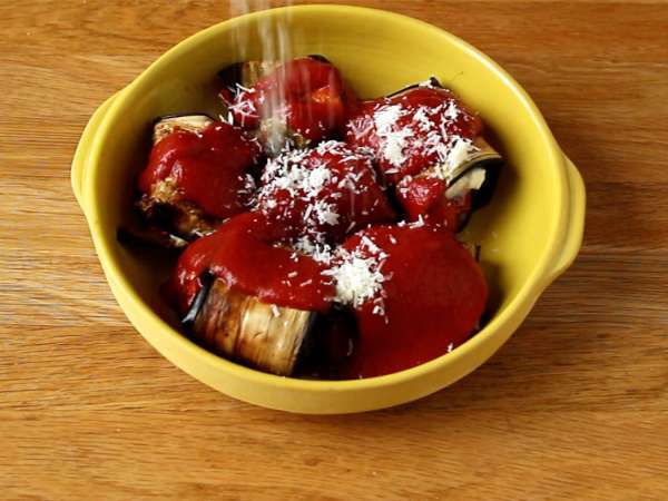 Gulungan parmigiana terong - Persiapan langkah 4