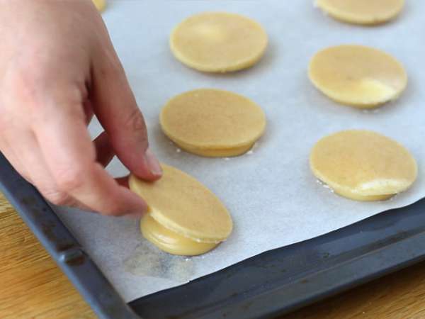 Puff kerupuk krim vanila - Persiapan langkah 13