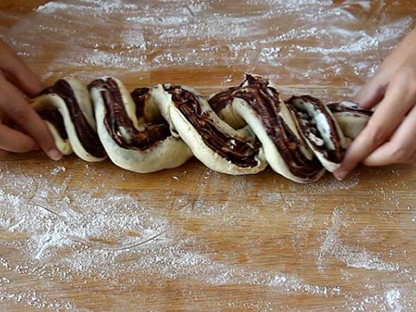 Babka brioche cokelat dan kemiri - Persiapan langkah 7