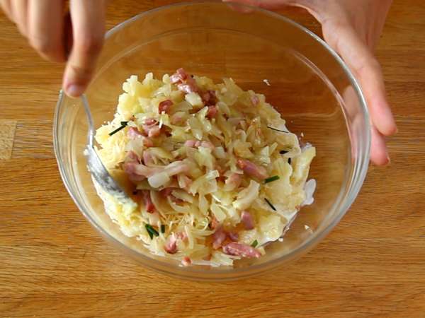 Kentang panggang yang diisi dengan bacon dan keju - Persiapan langkah 3