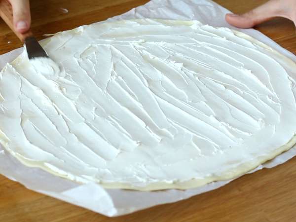 Pohon cemara puff pastry dengan dua jenis salmon - Persiapan langkah 1