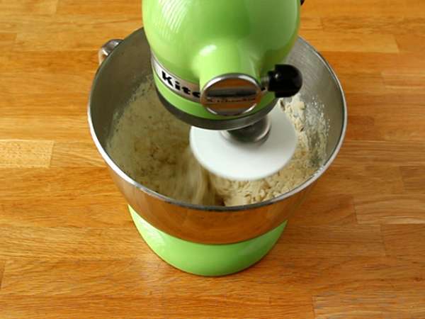 Pretzel mozzarella dan rosemary - Persiapan langkah 2