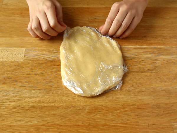 Biskuit roti pendek dengan m&m's - Persiapan langkah 3