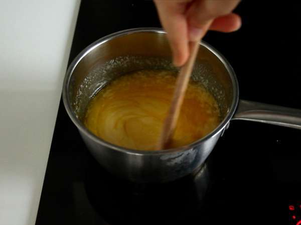 Biskuit twix karamel dan cokelat susu - Persiapan langkah 8