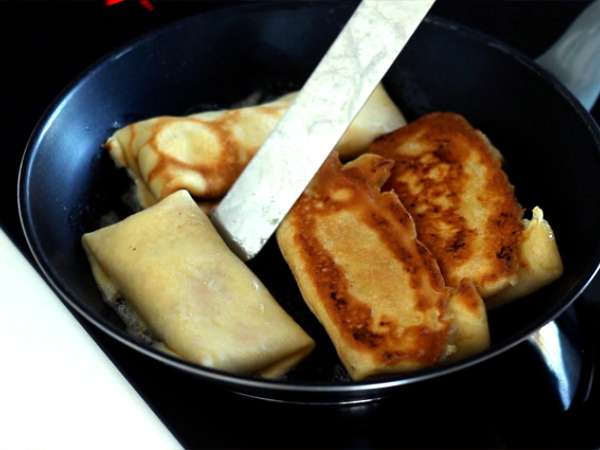 Pancake dengan saus béchamel, keju, dan ham - Persiapan langkah 10