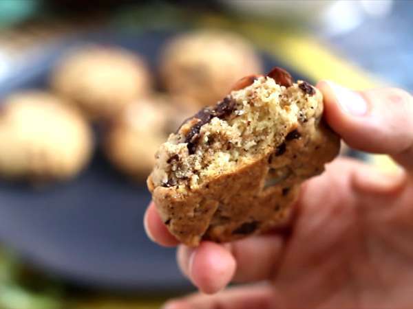Kue kering cokelat, kacang, dan almond - Persiapan langkah 5