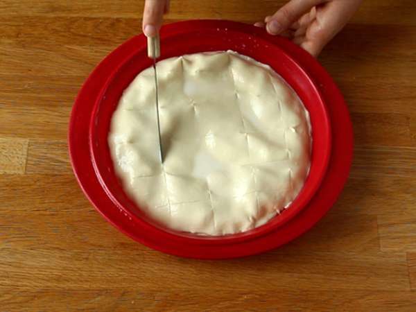 Bayam, ricotta, dan pai telur - Torta Pasqualina dari Italia - Persiapan langkah 7