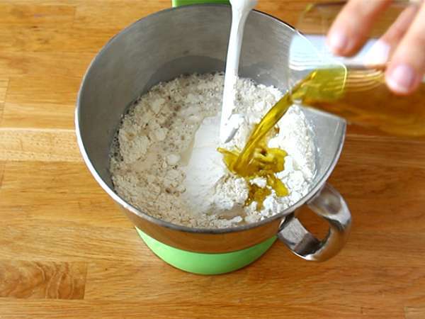 Bunga focaccia - seni focaccia - Persiapan langkah 1