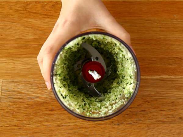 Roti cukini dan roti feta - Persiapan langkah 1