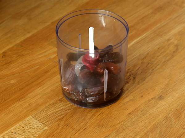 Karamel kurma - Persiapan langkah 1