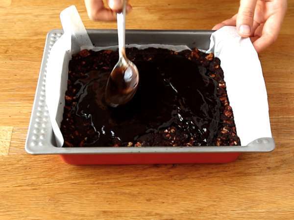 Brawnie - Brownies kurma mentah - Persiapan langkah 6