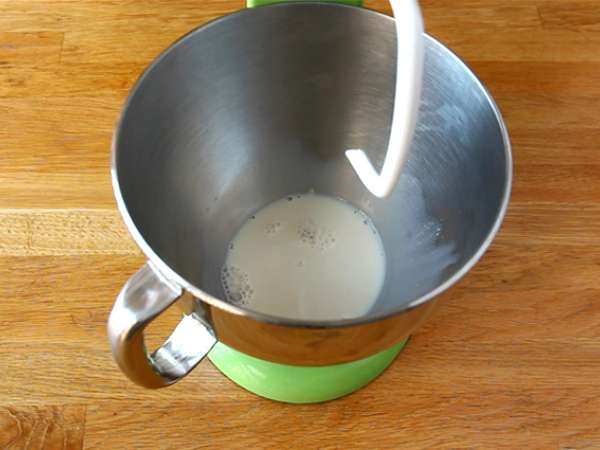 Pancake Turki yang diisi dengan feta, lemon, dan peterseli - Gözleme - Persiapan langkah 1