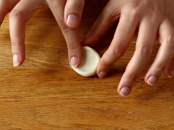 Gyozas dengan ayam, wortel, dan jamur - Persiapan langkah 6