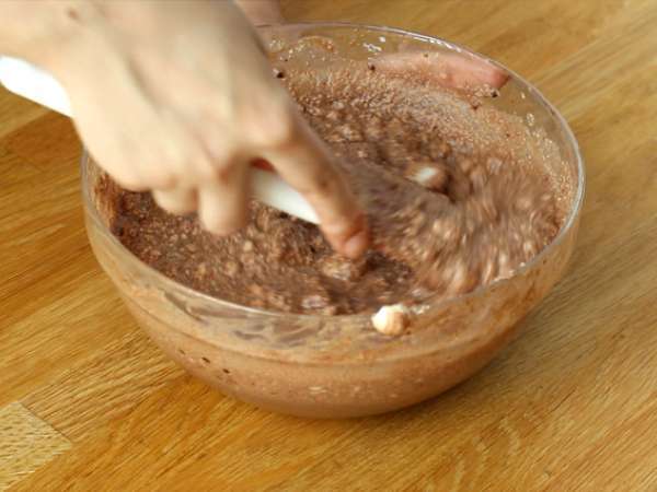 Kue cokelat ajaib - Persiapan langkah 3