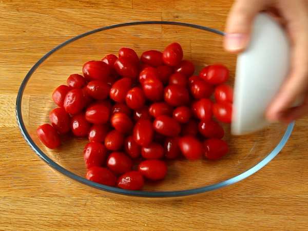 Tagliatelle tomat ceri feta - pasta feta panggang - Persiapan langkah 1