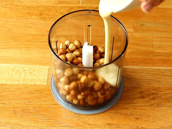 Olesan rasa Kinder Bueno - hanya 2 bahan saja - Persiapan langkah 3