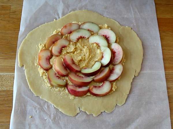 Tart persik dan rosemary pedesaan - Persiapan langkah 5