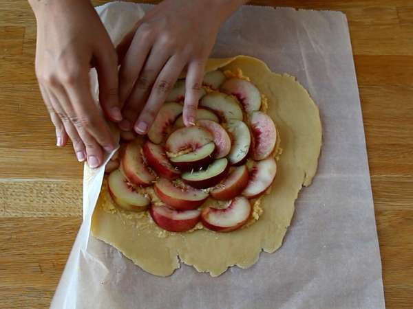 Tart persik dan rosemary pedesaan - Persiapan langkah 6