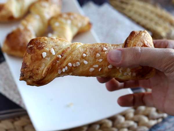 Puff pastry yang dipadukan dengan krim pastry vanila - Persiapan langkah 9