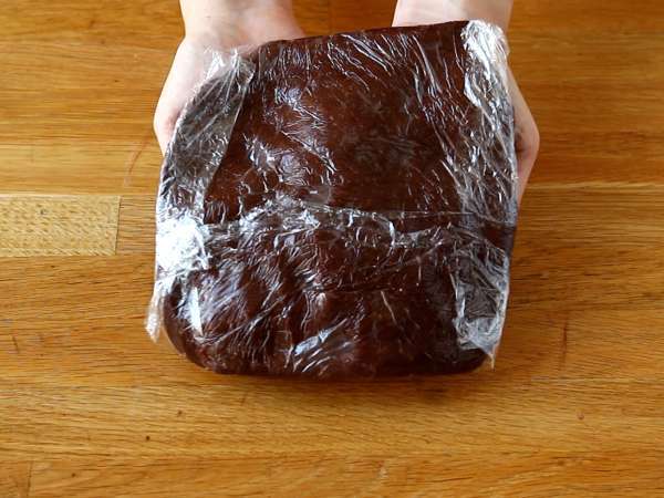 Kue tart pohon Natal: satu-satunya resep yang bisa menggantikan batang kayu! - Persiapan langkah 3