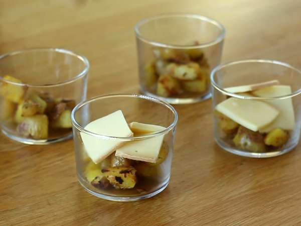 Verrines of raclette (tanpa alat): untuk dinikmati bahkan sebagai minuman beralkohol - Persiapan langkah 3