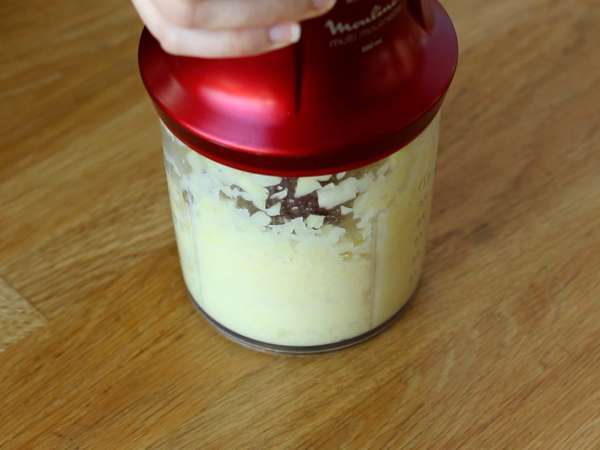 Sandwich wafel kentang dengan raclette, makanan yang menenangkan - Persiapan langkah 1